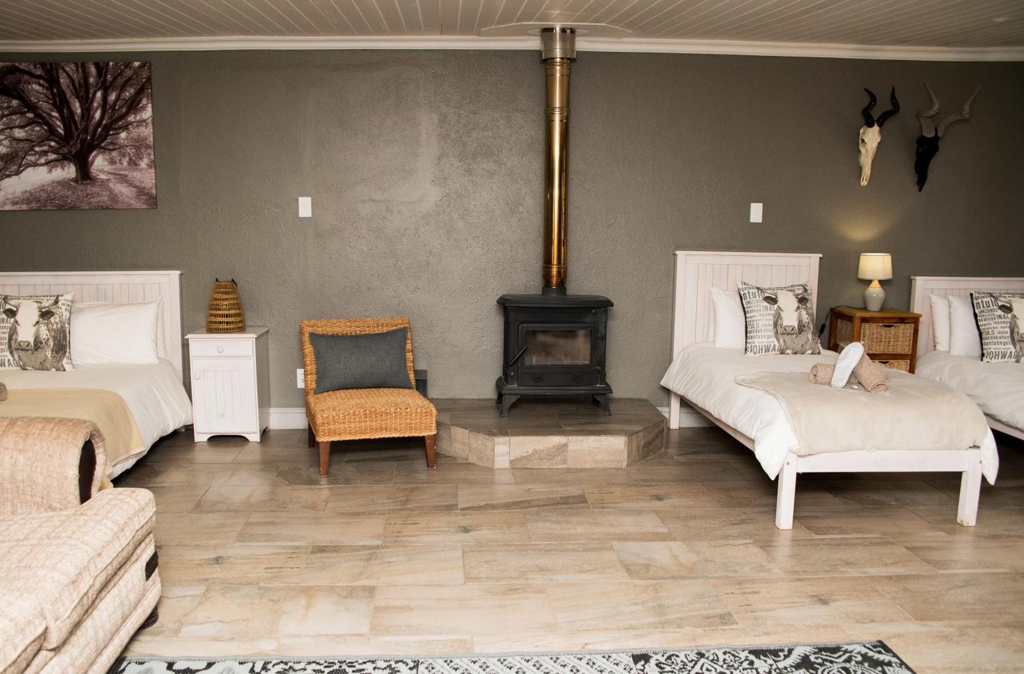 Desert Wind Private Guest And Game Farm Montagu Exterior photo